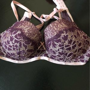 Victoria secret bra size 36B